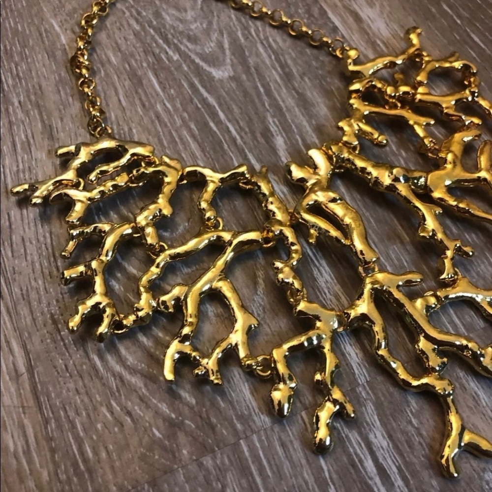 Statement necklace - Picture 3 of 4